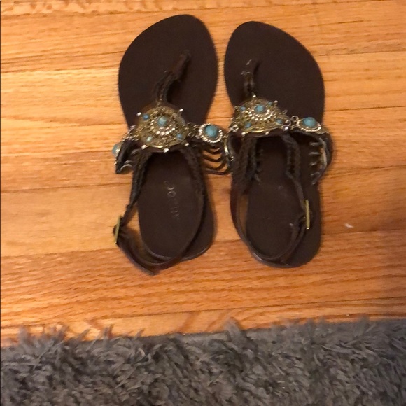 Sandals - Picture 1 of 3